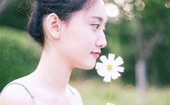 过来让我亲亲你那里